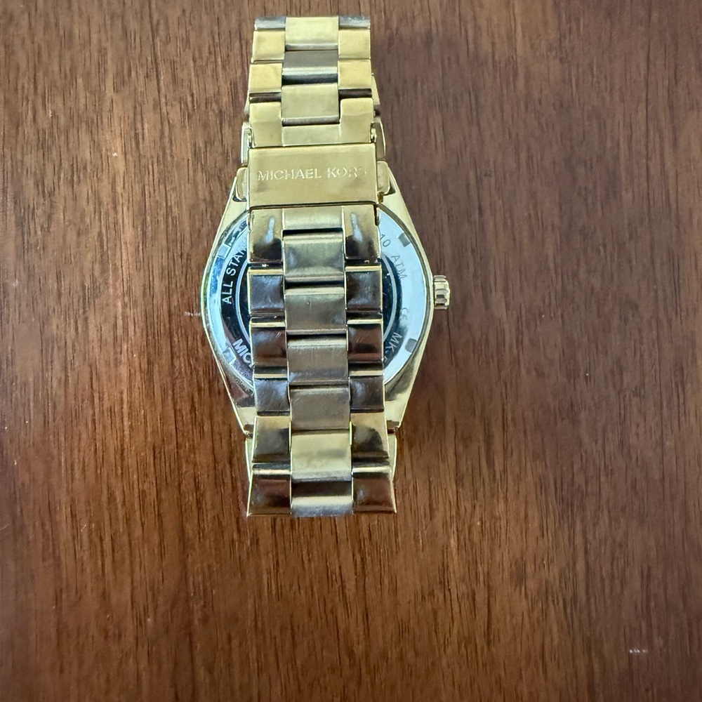 Michael Kors Gold Watch with Blue Dial (MK-5894) - Picture 3 of 4